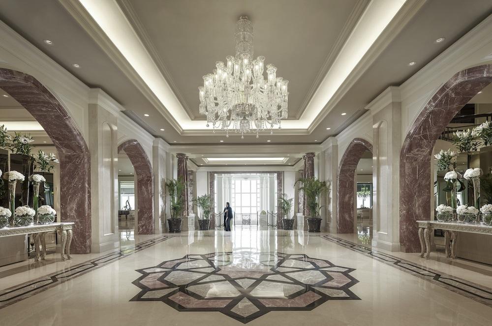 Four Seasons Hotel Doha Exterior photo Lobby