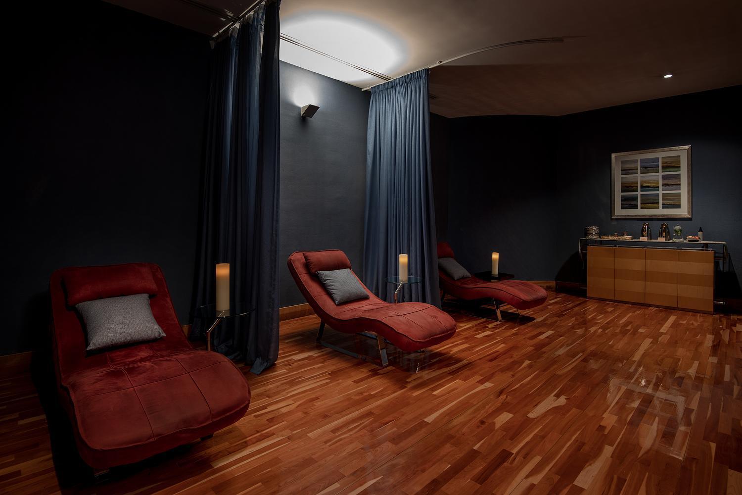Four Seasons Hotel Doha Exterior photo The relaxation room at the spa