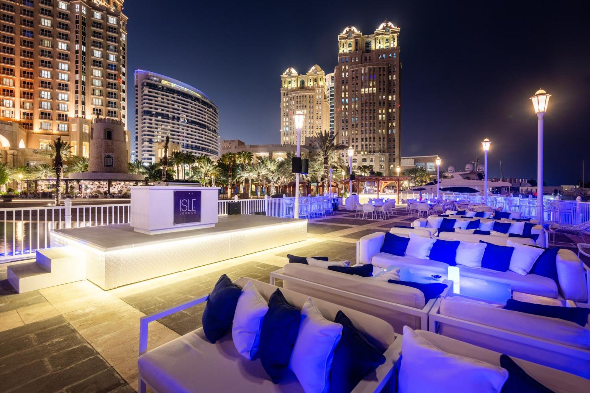 Four Seasons Hotel Doha Exterior photo The Pearl-Qatar