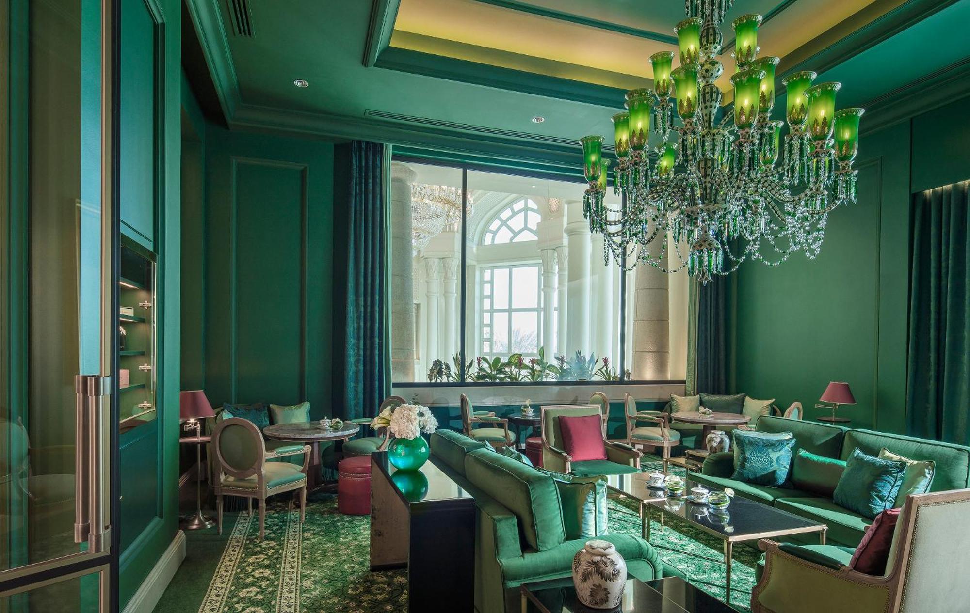 Four Seasons Hotel Doha Exterior photo The Drawing Room at The Imperial