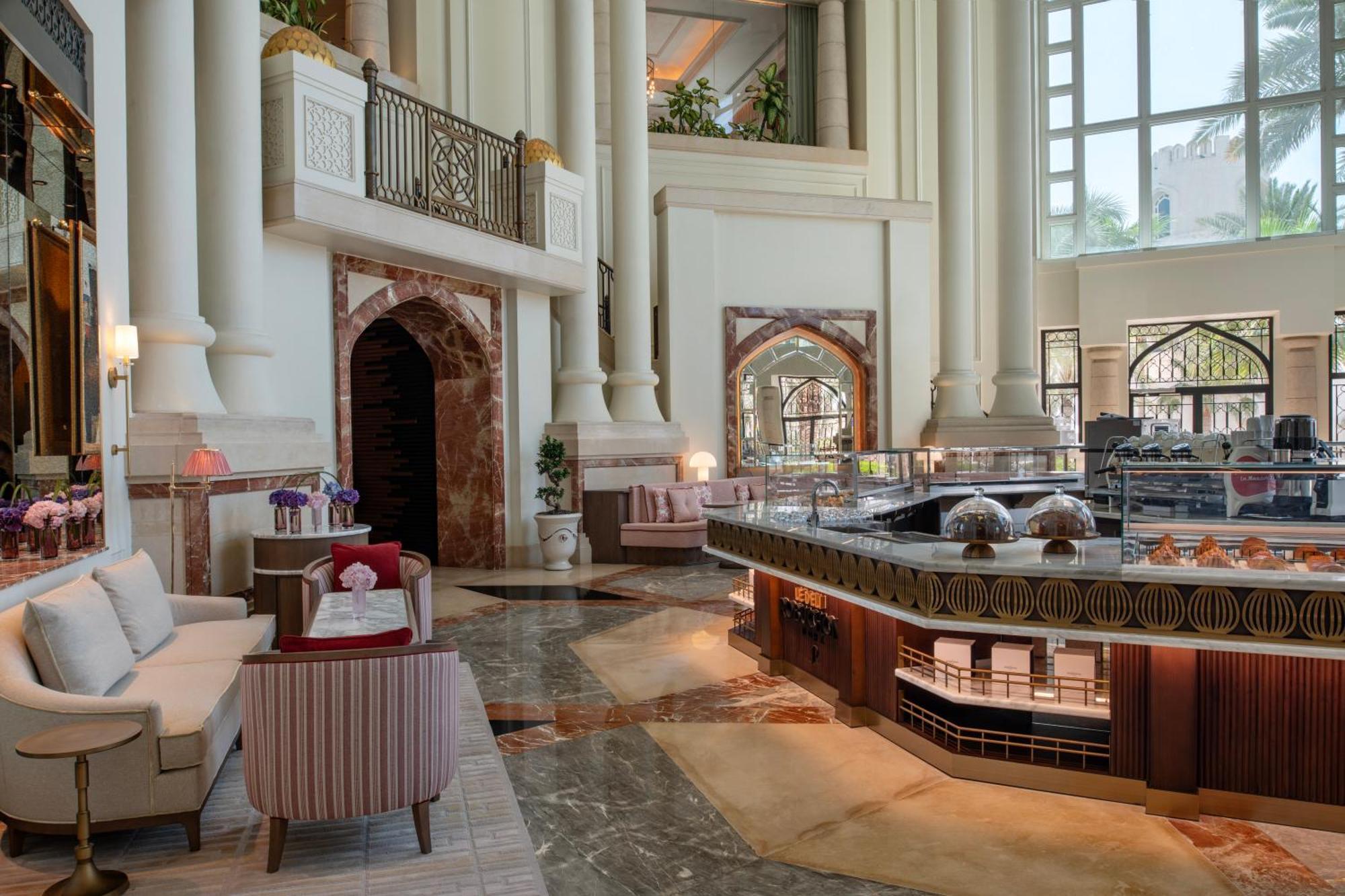 Four Seasons Hotel Doha Exterior photo The lobby